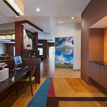 Fairfield Inn & Suites By Marriott Lincoln Airport Eksteriør billede