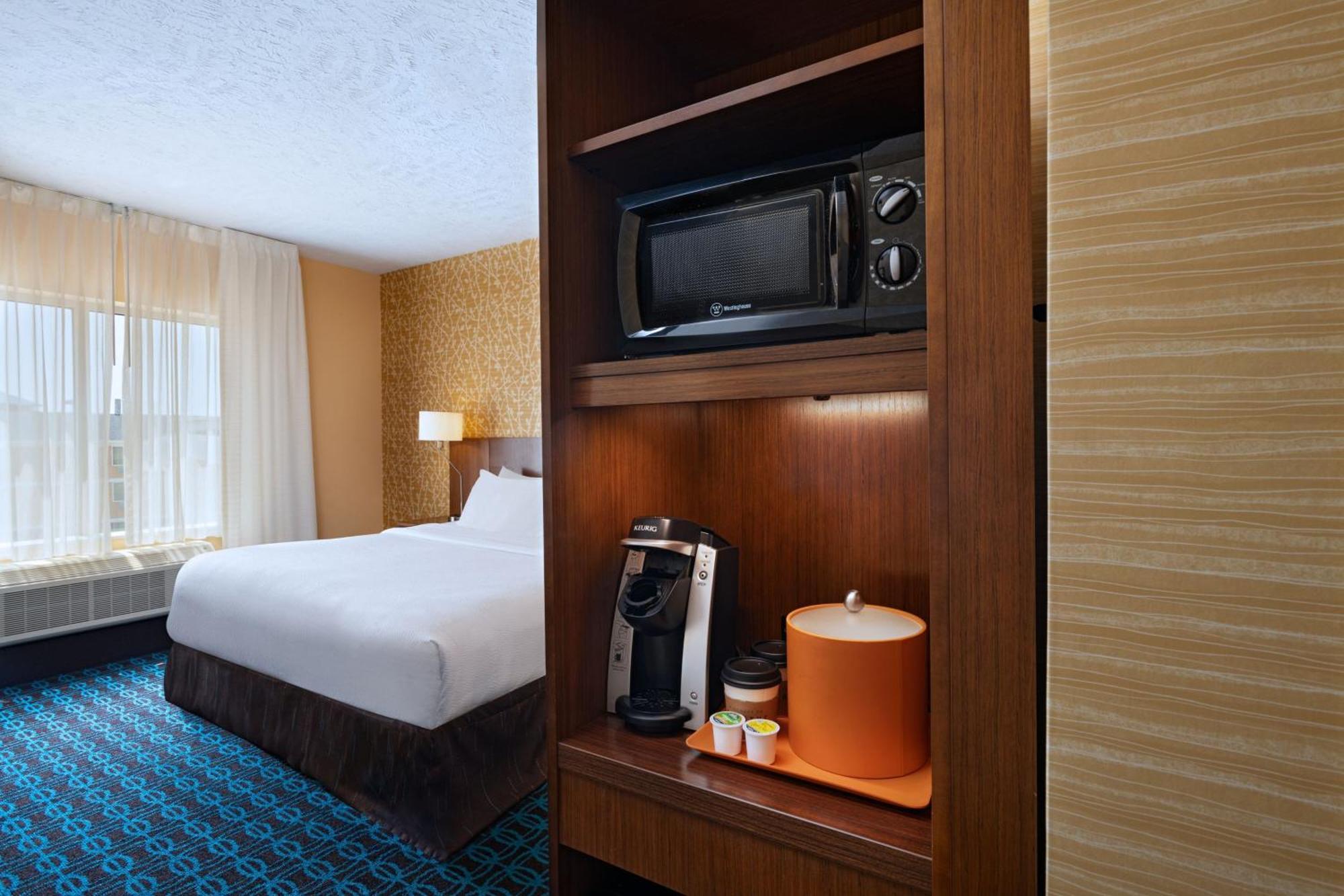 Fairfield Inn & Suites By Marriott Lincoln Airport Eksteriør billede